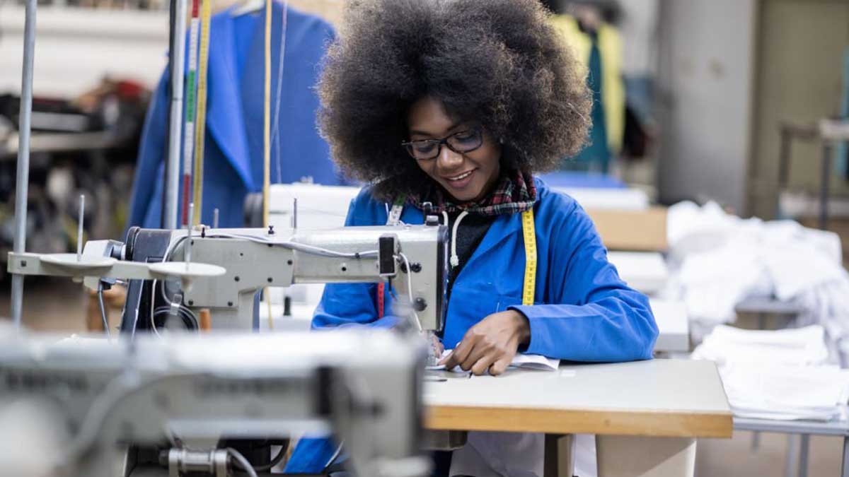 sewing-machine-operator-jobs-in-usa-with-visa-sponsorship-mstwotoes